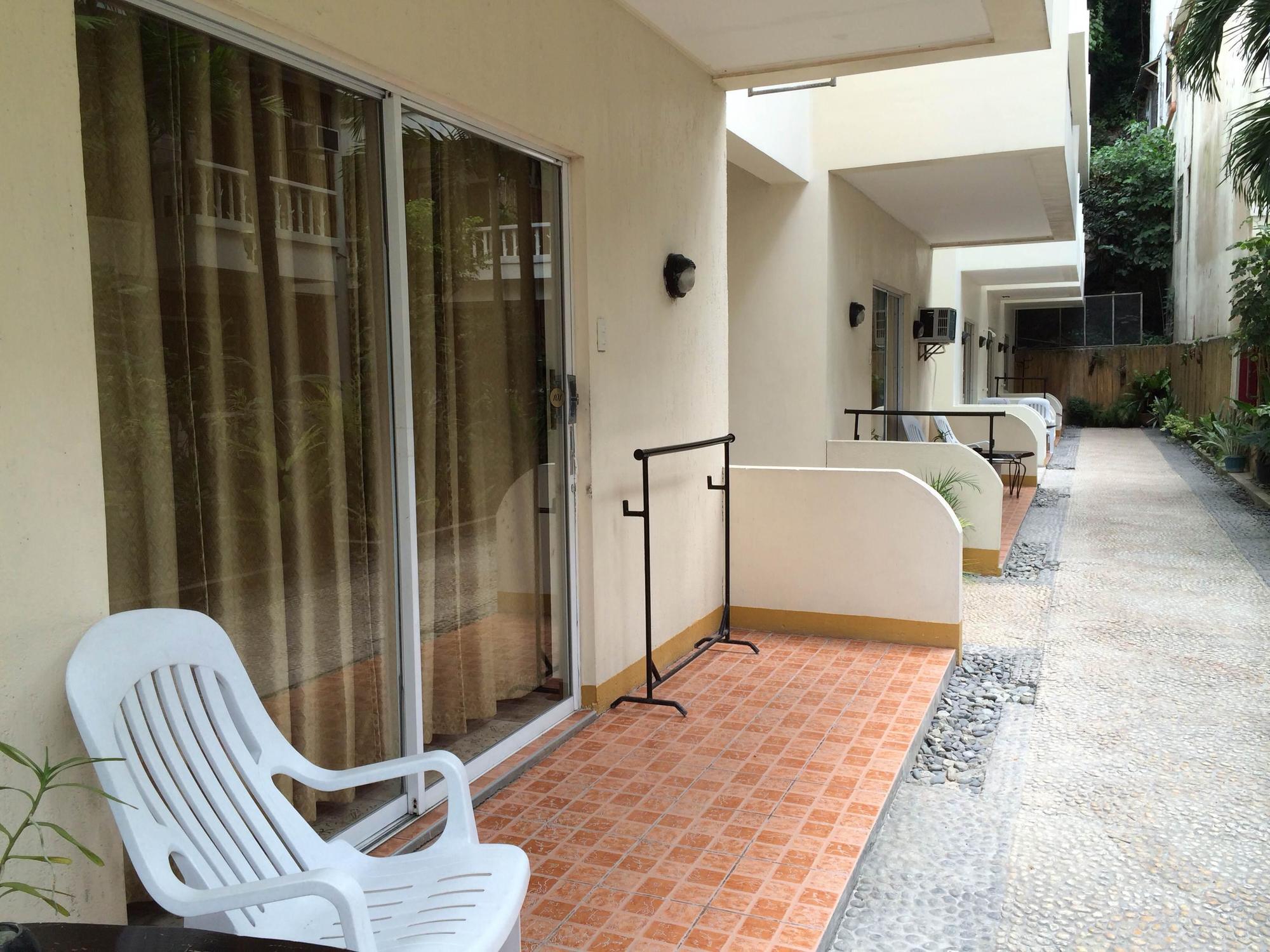 Beachcomber Hotel