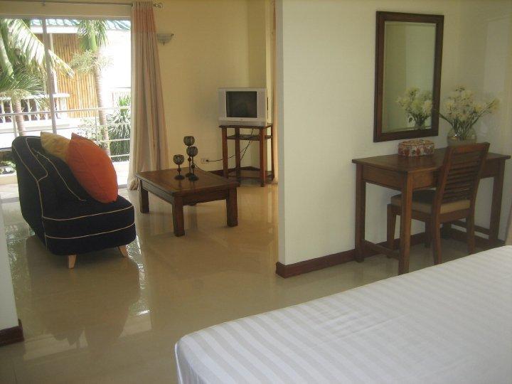 Beachcomber 2* Balabag (Boracay)