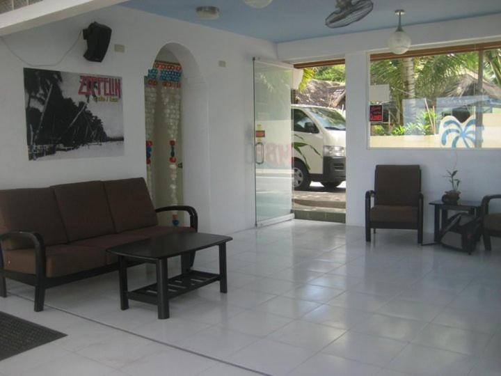Beachcomber Hotel