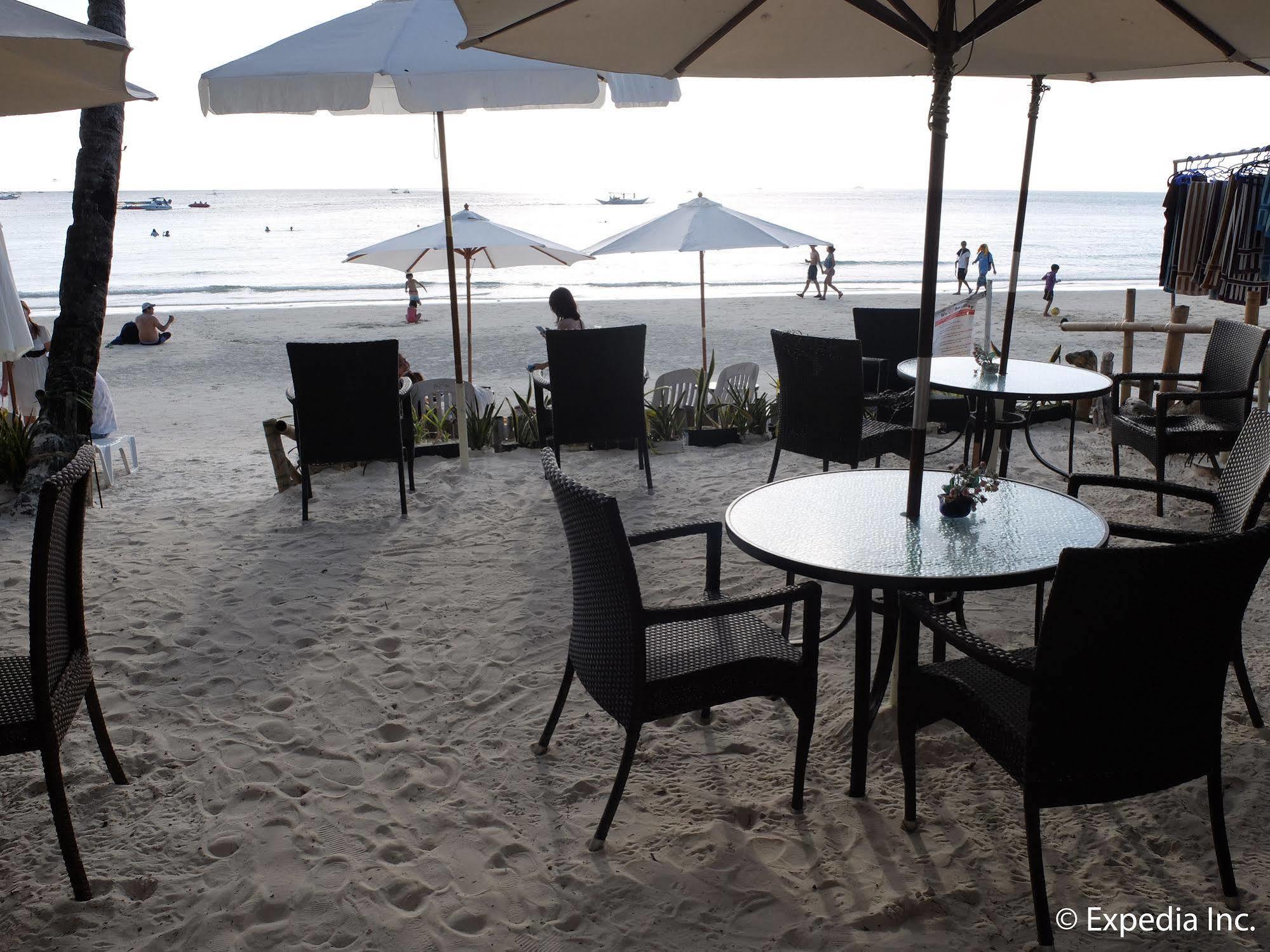 Beachcomber Hotel